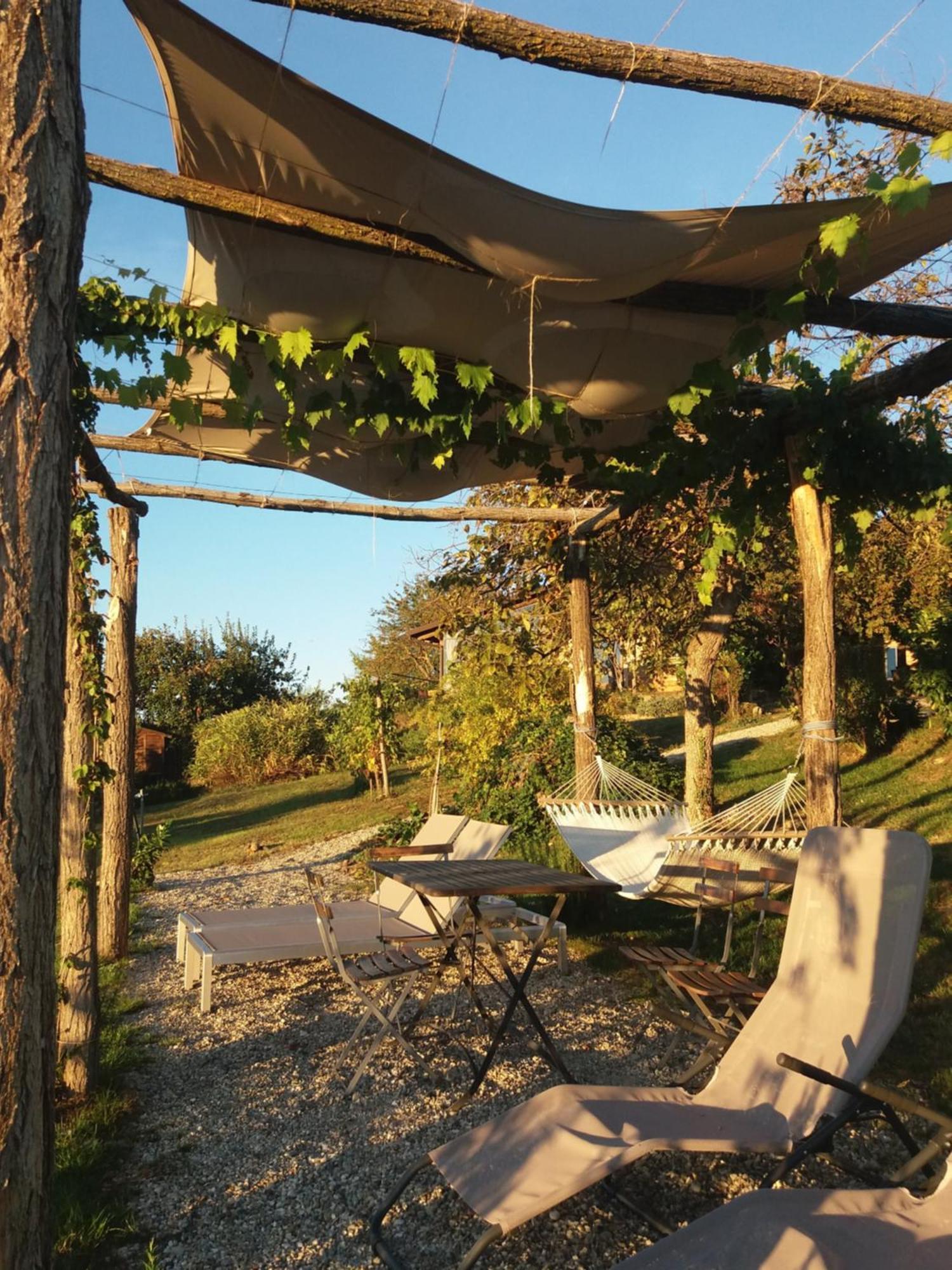 B&B Sant'Anna 21 Монфорте-д'Альба Экстерьер фото