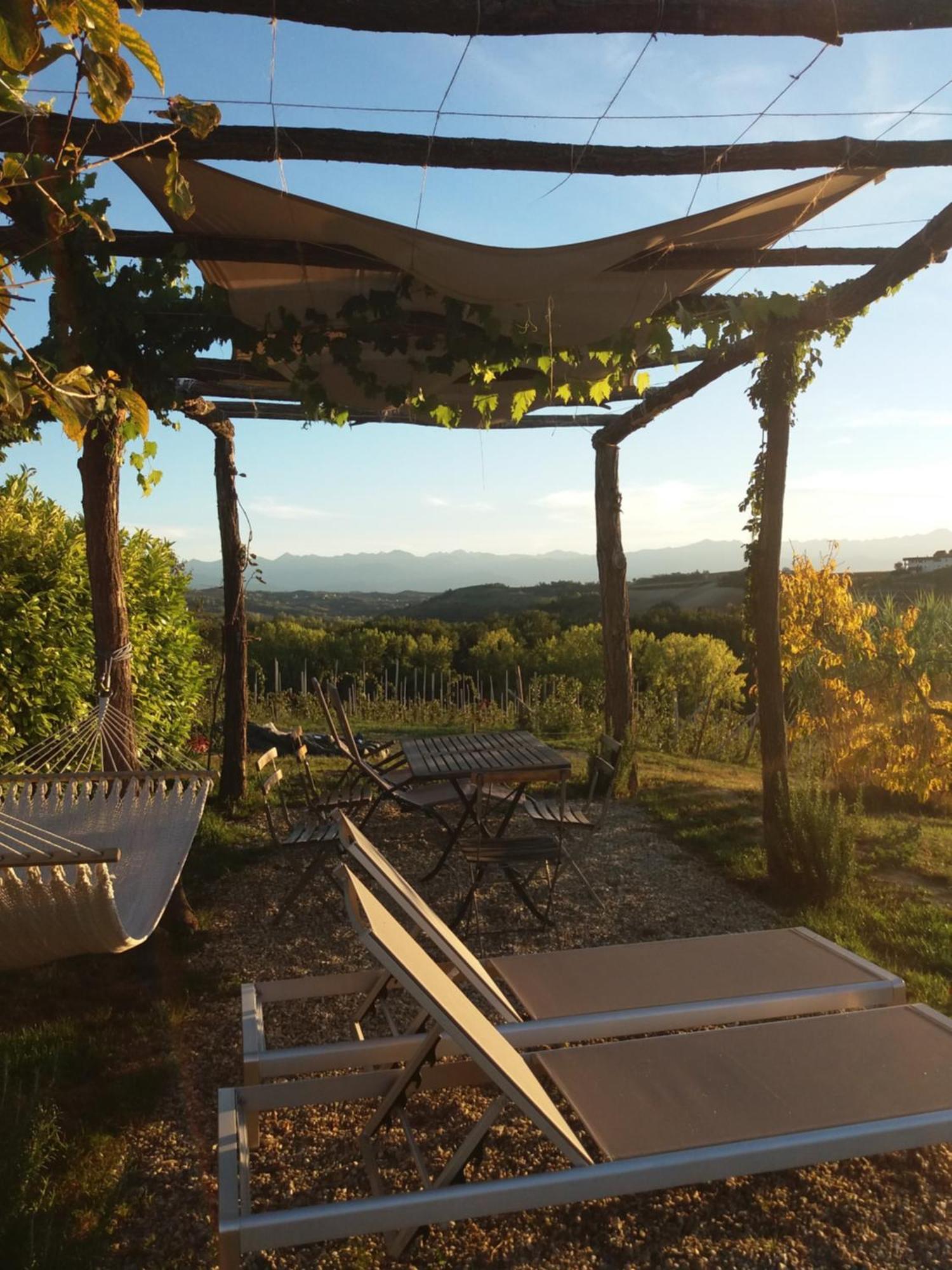 B&B Sant'Anna 21 Монфорте-д'Альба Экстерьер фото